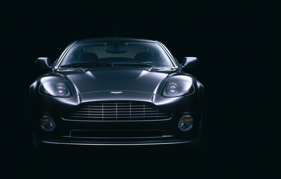  Aston Martin V12 Vanquish S 2004 года  (WW) (фото 6 из 16)